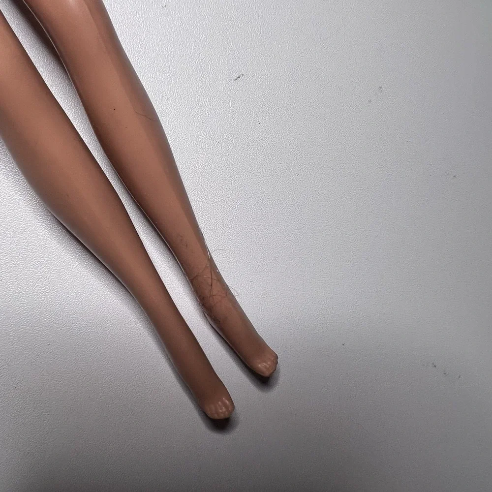 Vtg Barbie Doll‎ 1990s-era Twist N Turn classic 1966 body mold